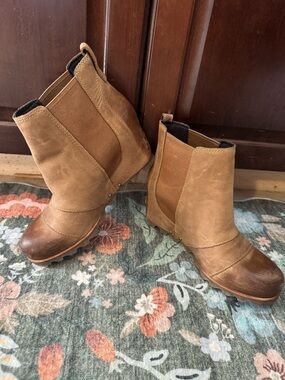 Sorel Joan Rhapsody Ankle Boots